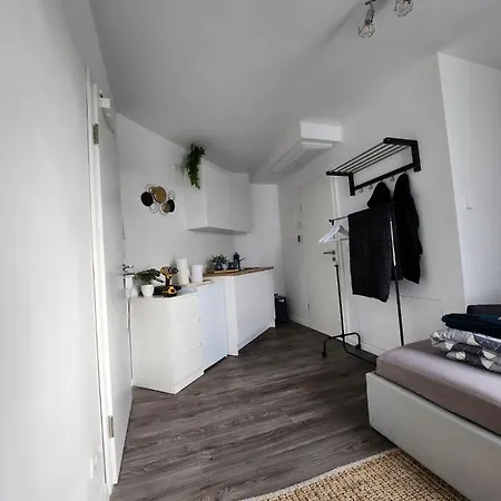 Cozy Mit Wifi, Aufzug & Kostenlos Parken El-living Апартаменты Аугсбург